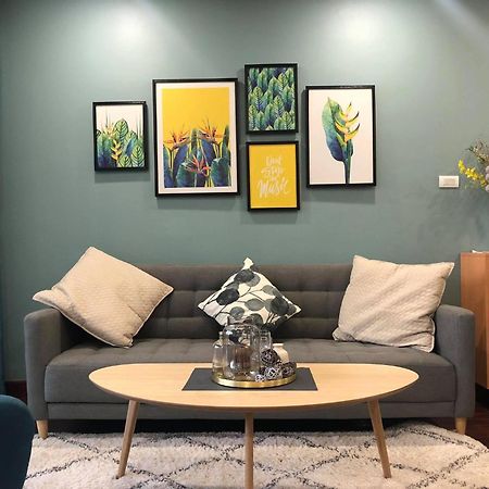 Westlake Homestay Hanoi - D'Le Roi Soleil Kültér fotó