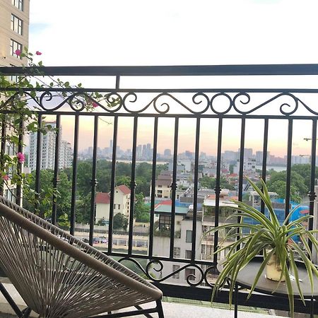 Westlake Homestay Hanoi - D'Le Roi Soleil Kültér fotó