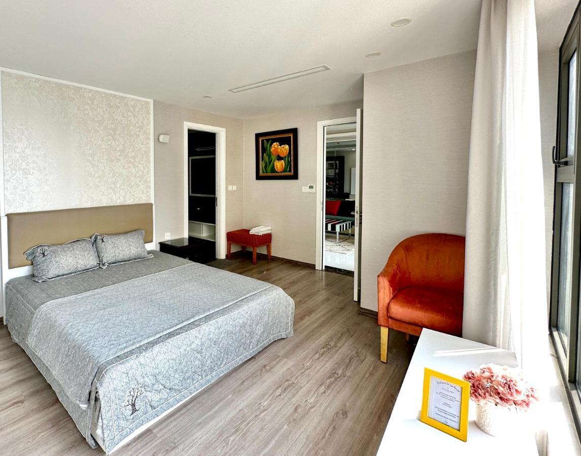 Westlake Homestay Hanoi - D'Le Roi Soleil Kültér fotó